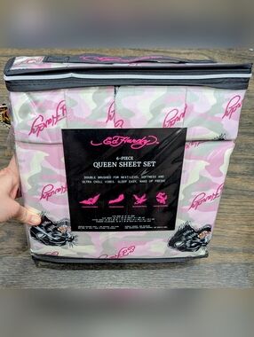 NEW 6PC Ed Hardy Pink Camo Tiger Queen Sheet Set W/4 Pillowcases.